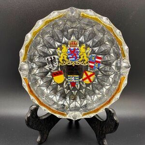 Luxembourg ashtray, trinket dish. Crystal with gilt edging. 1980s. Man cave art.